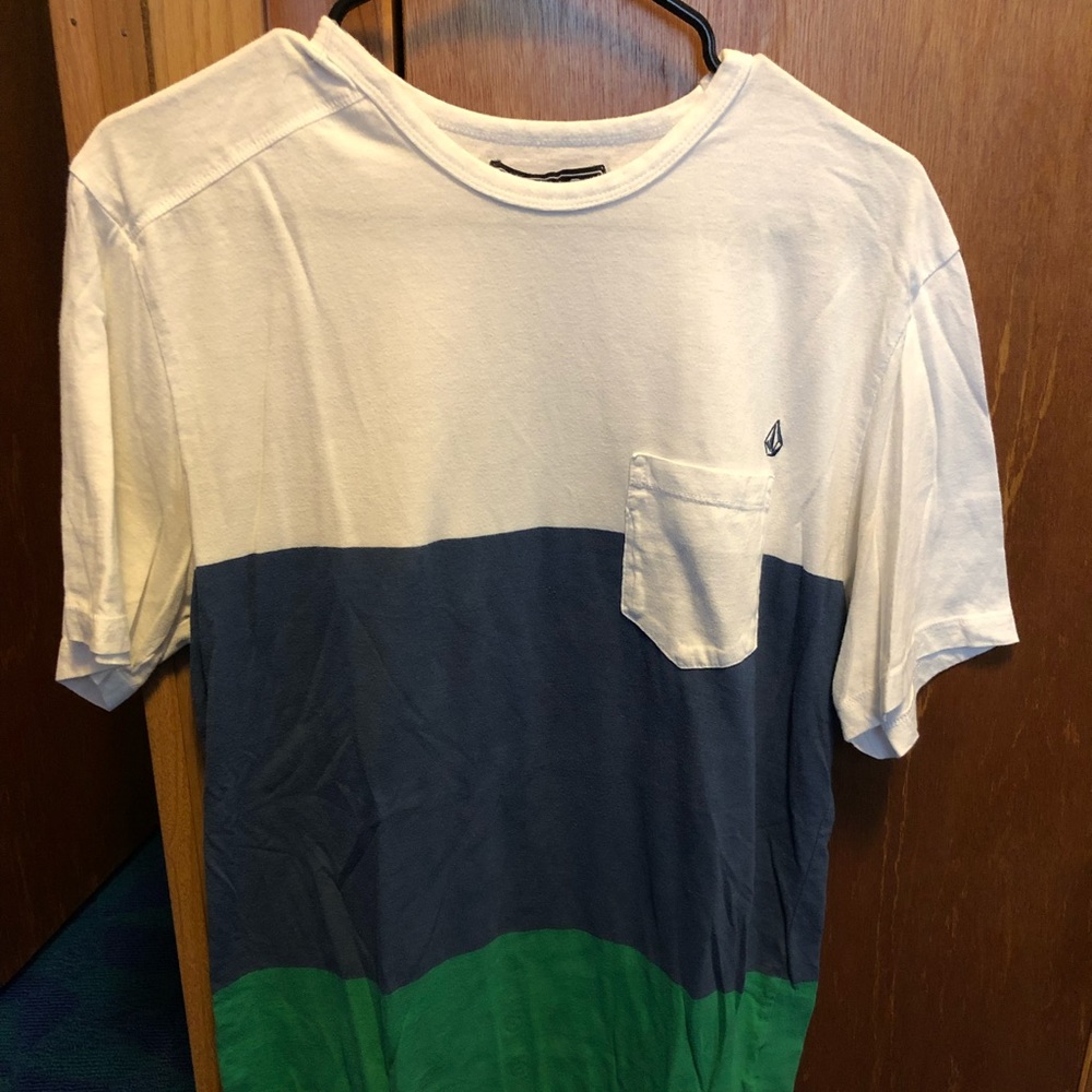 Volcom shirt